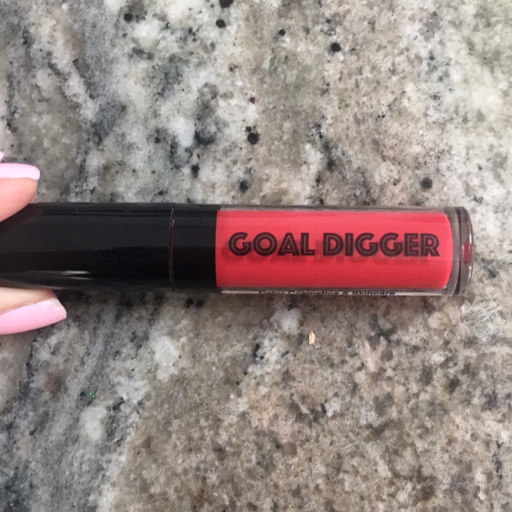NEW! GOAL DIGGER LIP GLOSS